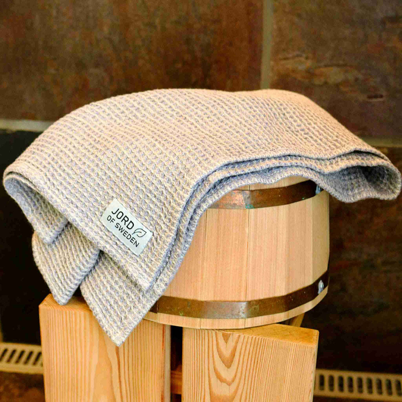 Beige linen bath towel - bathroom