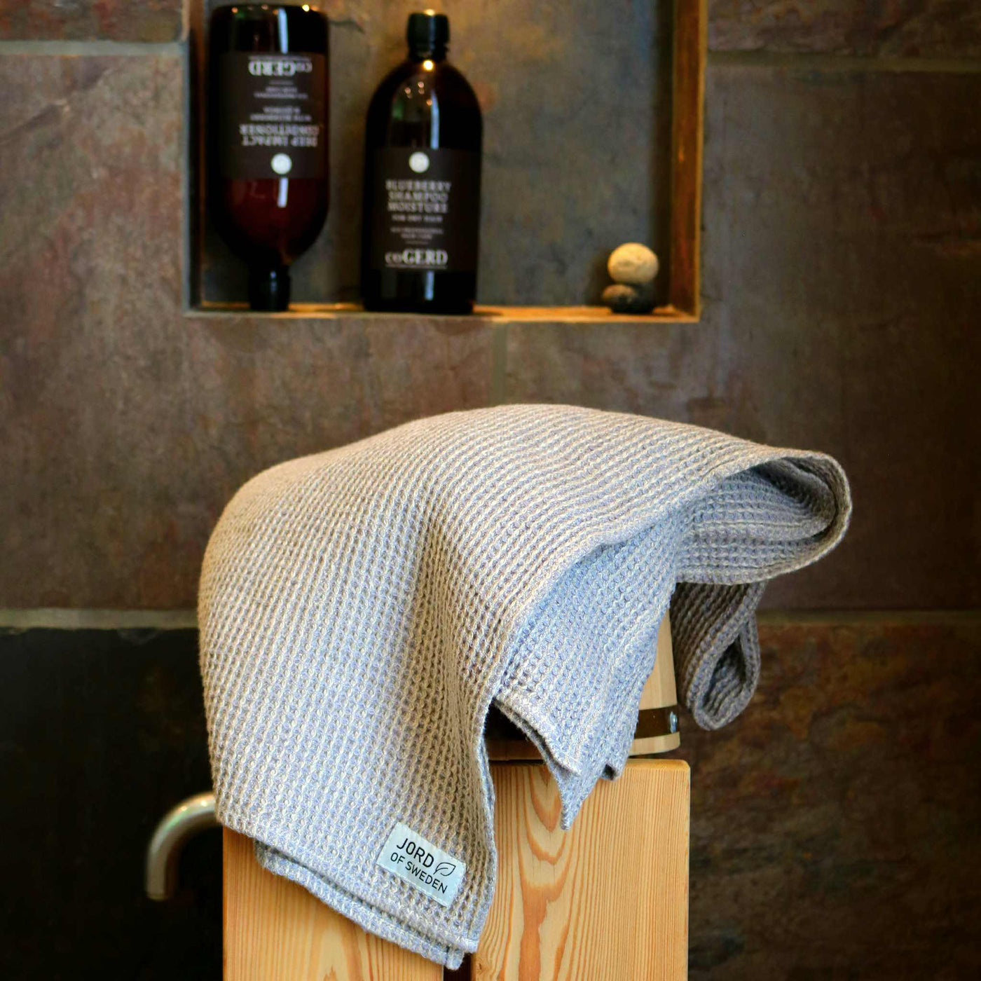 Grey linen bath towel