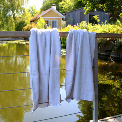 White bamboo towels