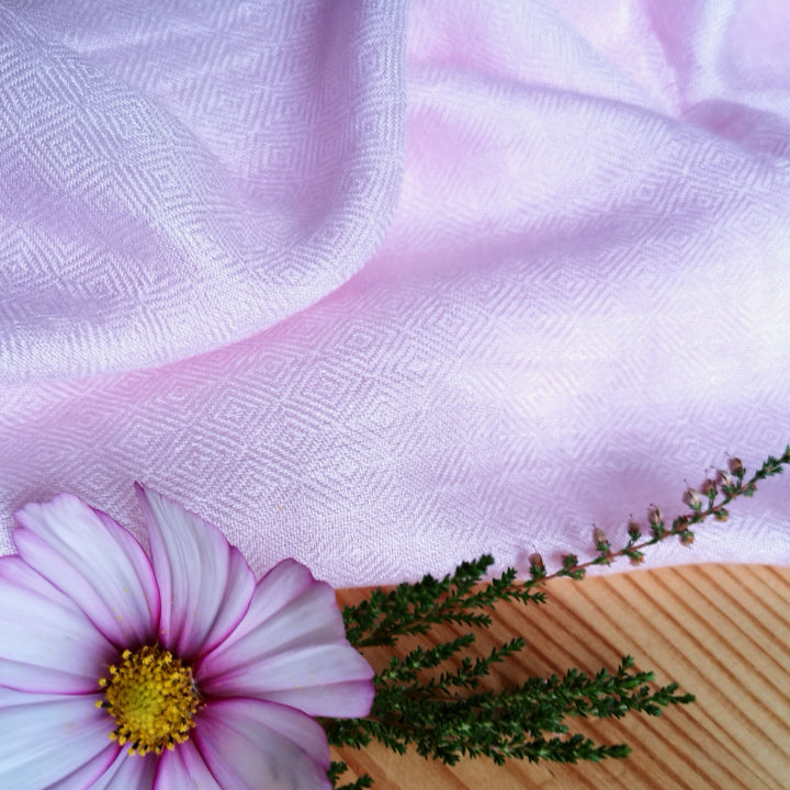 Light pink shawl in silk / modal